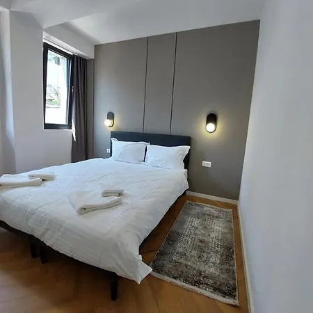 Executive Suites By Modern Living Skopje Exterior photo
