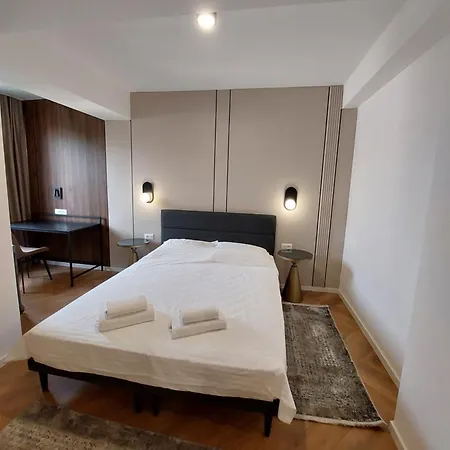 Executive Suites By Modern Living Skopje Exterior photo
