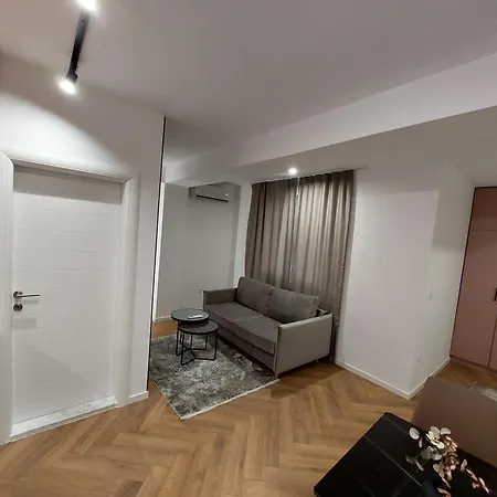 Executive Suites By Modern Living Skopje Exterior photo