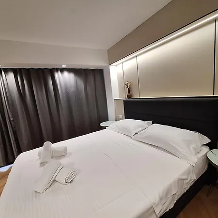 Executive Suites By Modern Living Skopje Exterior photo