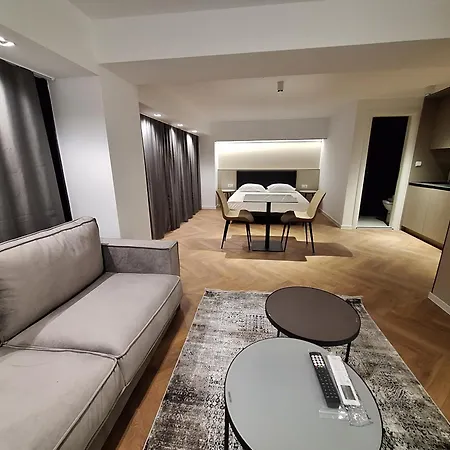 Executive Suites By Modern Living Skopje Exterior photo