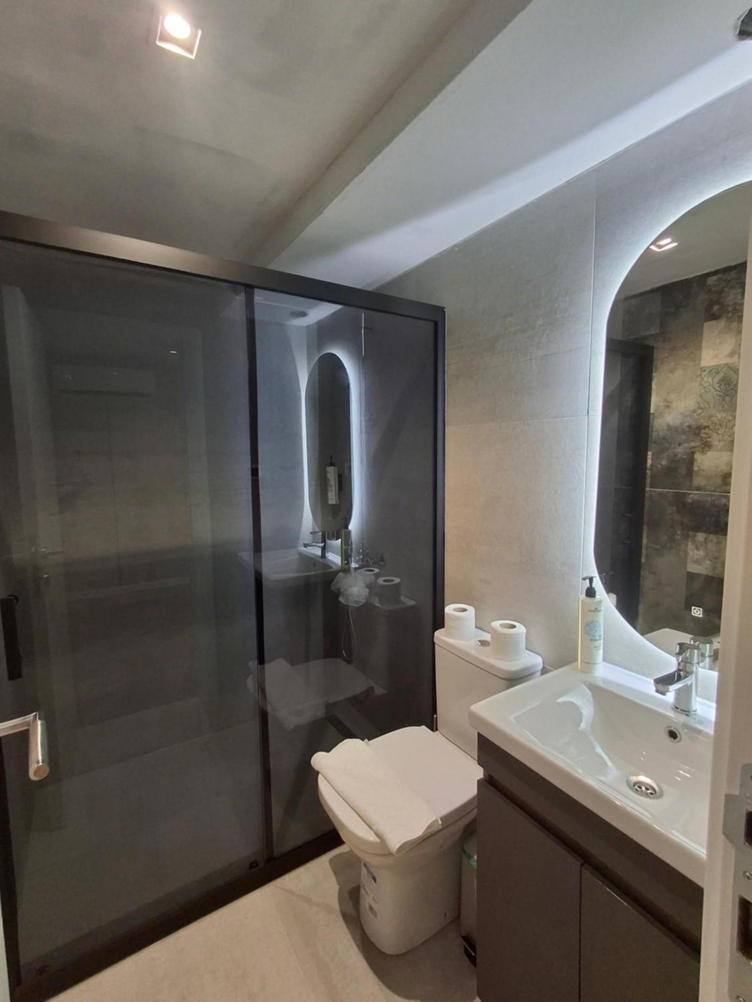 Executive By Modern Living *