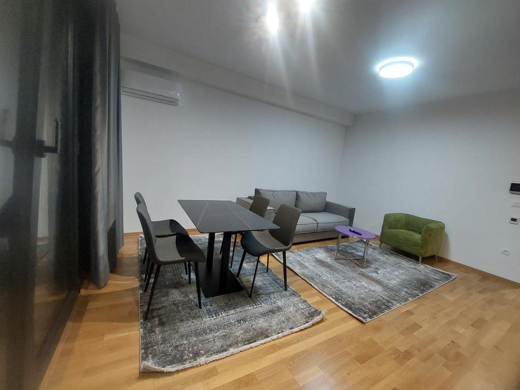 Executive By Modern Living Skopje